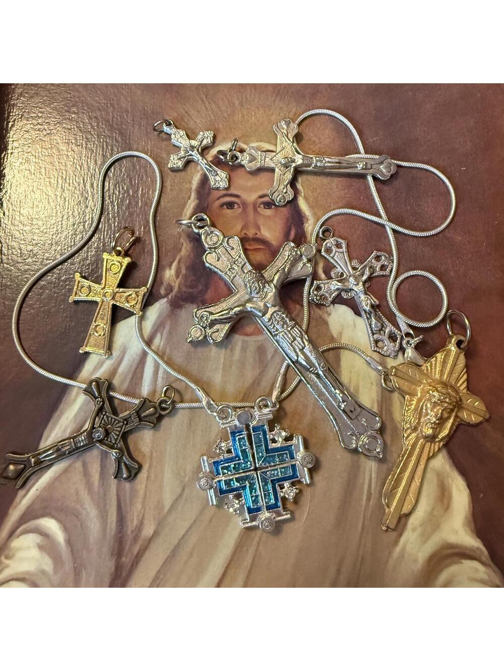 Vintage Mixed Cross Lot- Folding Jerusalem, Providence, Roma, Orthodox- 8 Pcs